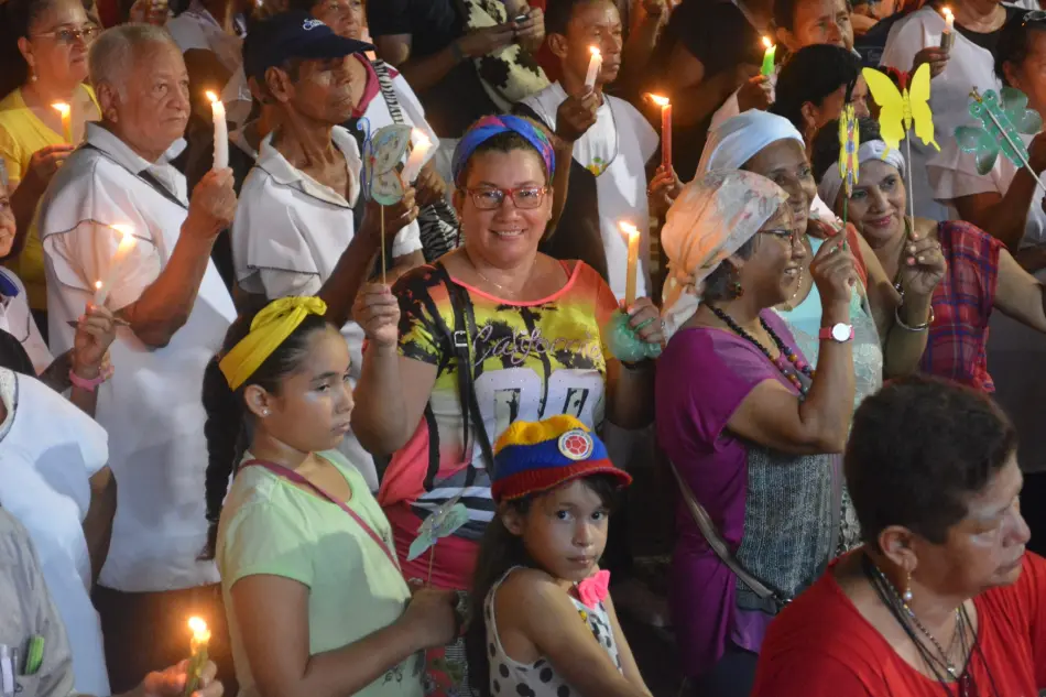 2000 personas participaron en la vigilia por la paz celebrada en Barrancabermeja en noviembre.